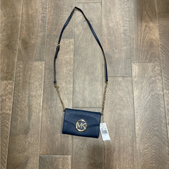 Michael Kors Navy Crossbody Bag with Gold Chain - Picture 1 of 6